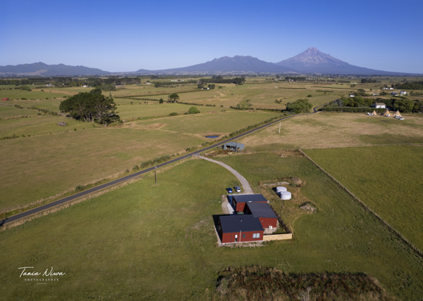 drone photography Taranaki homes and mountain